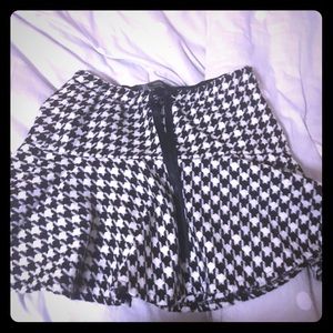 Zara Houndstooth Skirt
